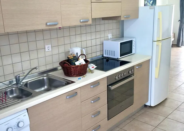 Appartement Harmonia At Court Gennadi